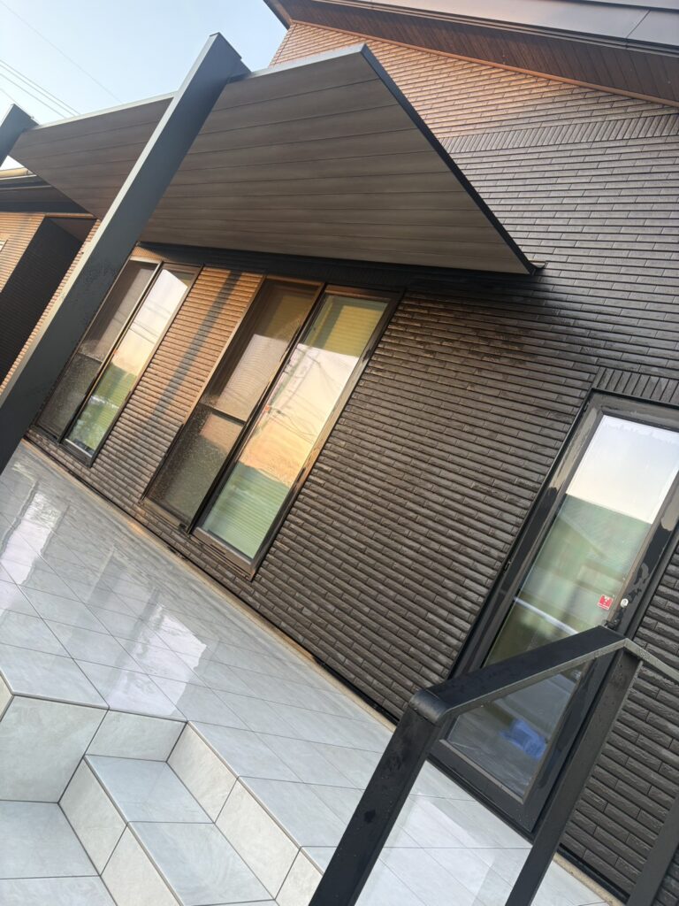 加古川市　タイルテラス